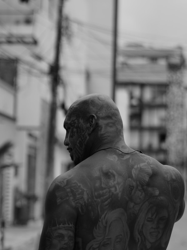 Zwart-wit tattoo-ontwerp